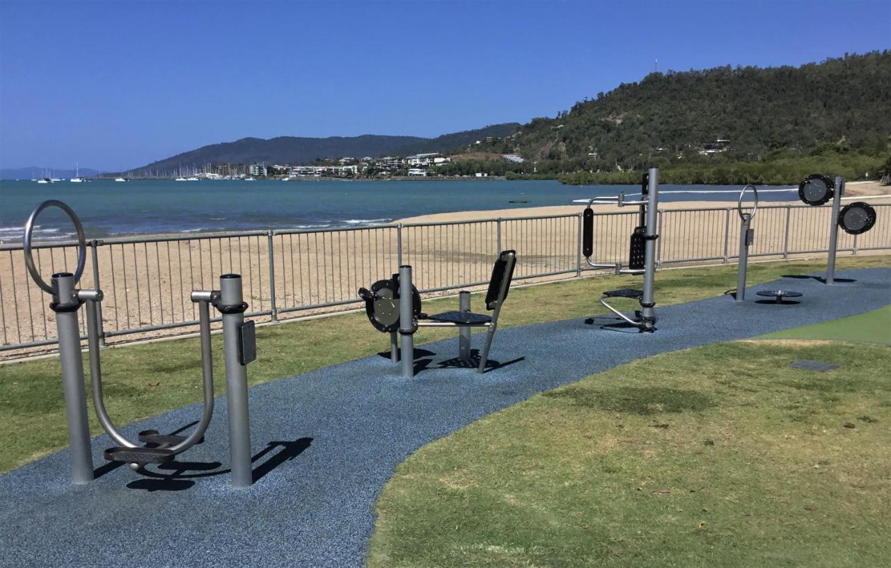 איירלי ביץ' Whitsunday Waterfront Apartments מראה חיצוני תמונה
