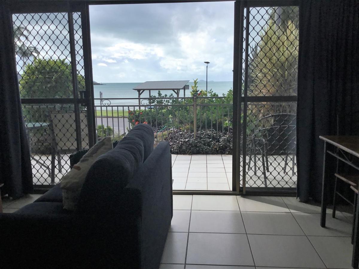 איירלי ביץ' Whitsunday Waterfront Apartments מראה חיצוני תמונה