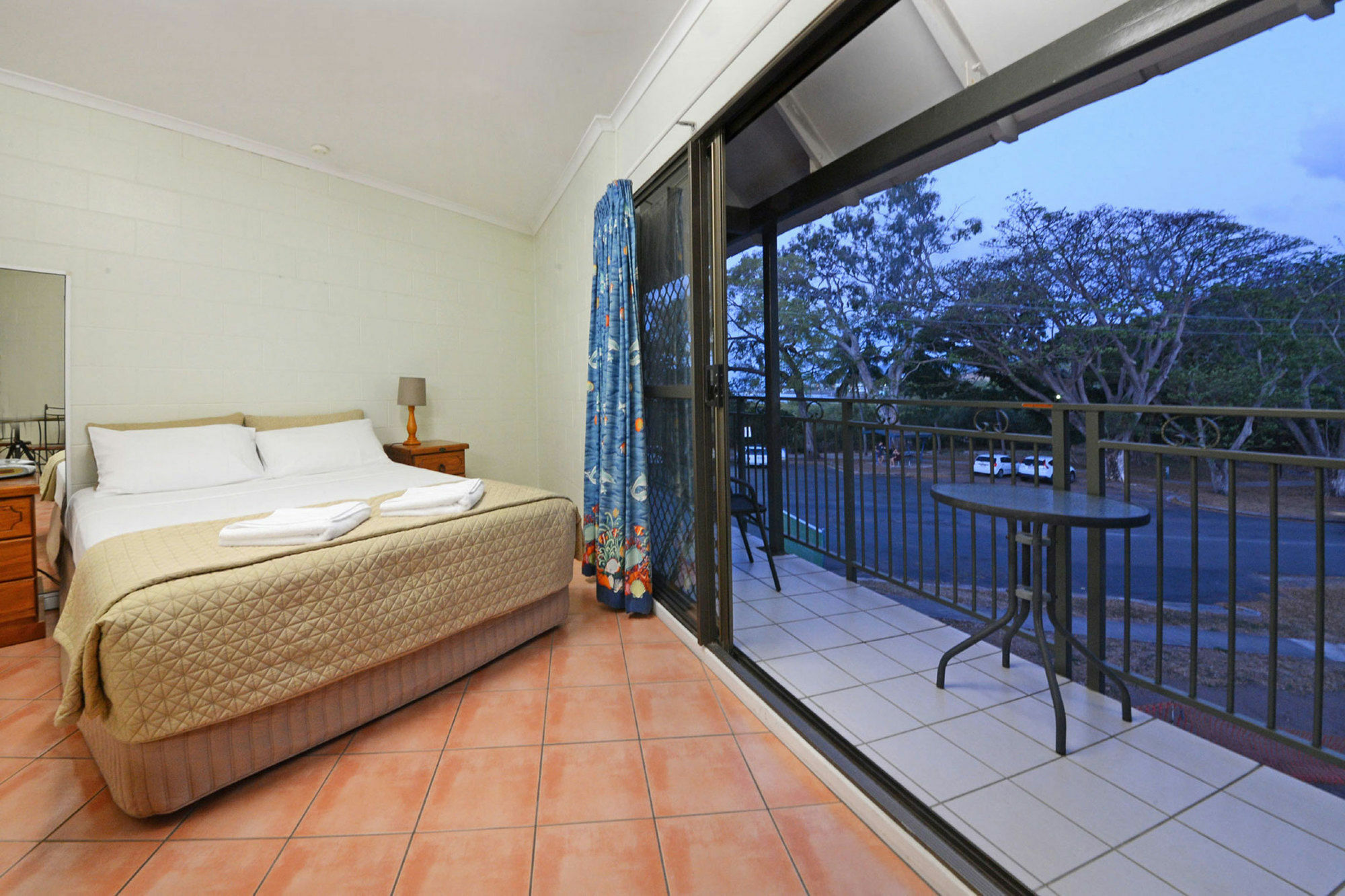 איירלי ביץ' Whitsunday Waterfront Apartments מראה חיצוני תמונה