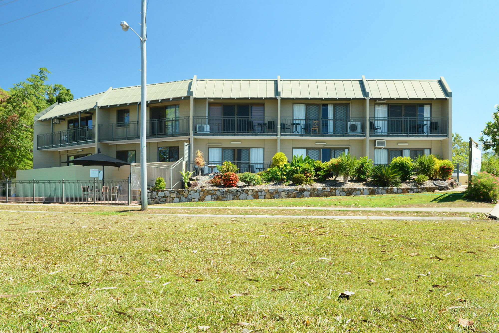 איירלי ביץ' Whitsunday Waterfront Apartments מראה חיצוני תמונה
